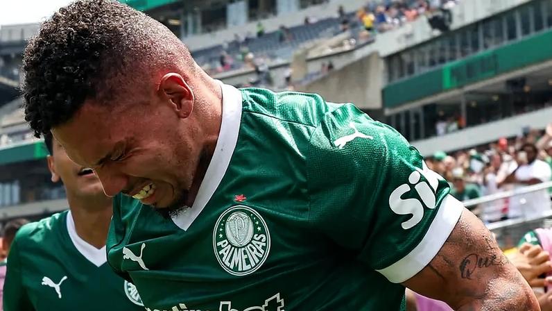 Paulinho comemora gol do Palmeiras (Foto: Divulgação/ Palmeiras)