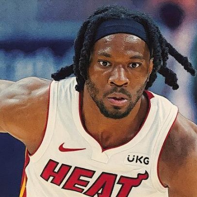 Kings fecha acordo com Precious Achiuwa