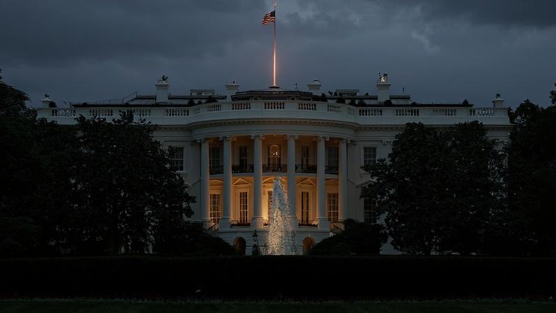 Soldados da Guarda Nacional são alvejados perto da Casa Branca