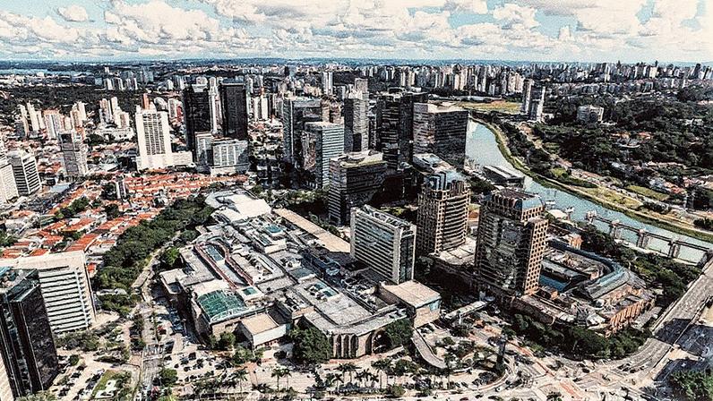 Shoppings maduros não envelhecem, diz CFO da Multiplan ao anunciar novas expansões Vista aérea do MorumbiShopping, da Multiplan, na zona sul de São Paulo, que passa por nova fase de expansão de sua área (Divulgação/Multiplan)