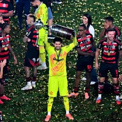 Rossi é o goleiro de uma nação de 40 milhões, não Brasil nem Argentina