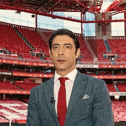 Rui Costa é recebido com entusiasmo em Almada