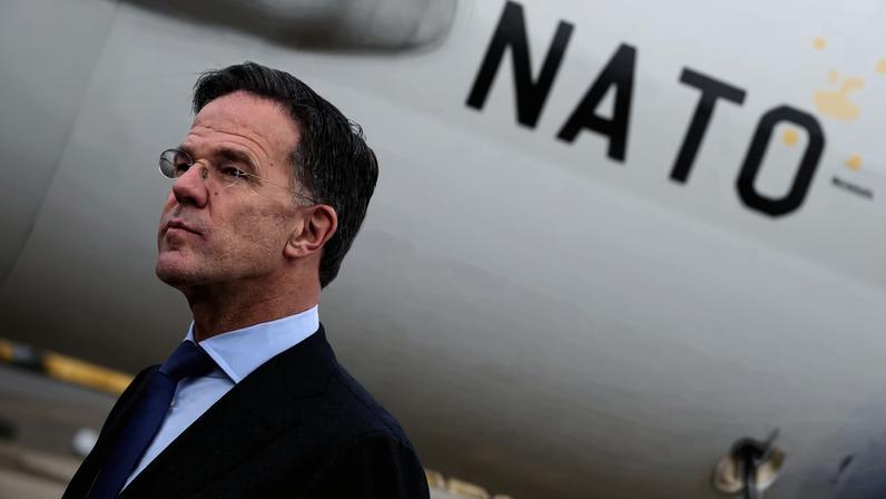 El secretario general de la OTAN, Mark Rutte, durante la entrevista, el lunes en Bruselas.