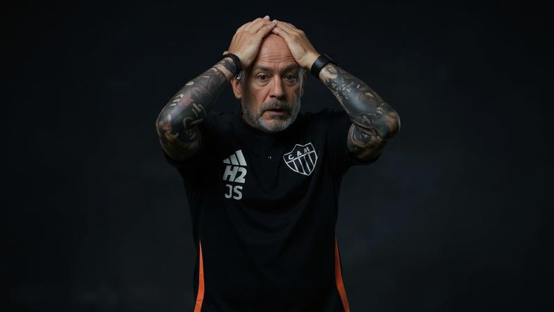 Sampaoli diz estar preocupado em vencer após derrota do Atlético-MG