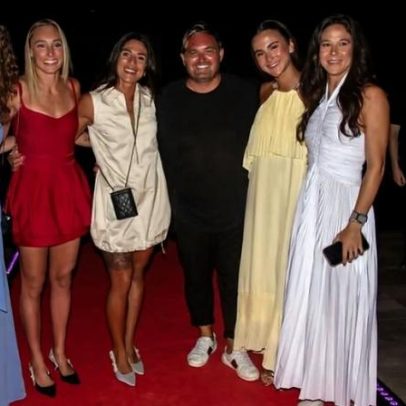 Estrelas do beach tennis se reúnem para jantar em Ribeirão