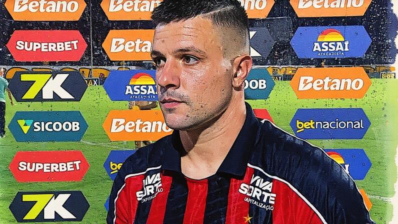 Renato Kayzer em entrevista pós-jogo do Vitória (Foto: reprodução)