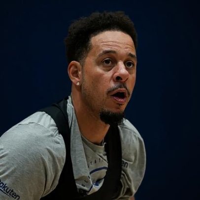 Warriors fecham acordo com Seth Curry