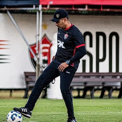 Vitória enfrenta Botafogo com desfalques e escalação provável