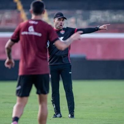 Vitória enfrenta Mirassol: provável escalação e desfalques