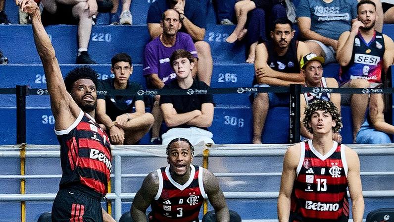 Flamengo é o único time invicto no NBB (Foto: Marcos Limonti / SFB)