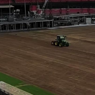 São Paulo inicia troca de gramado no Morumbi após sequência de shows