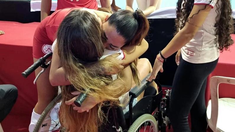 Três dias após ser baleada nas costas, atleta do Tijuca reencontra o time