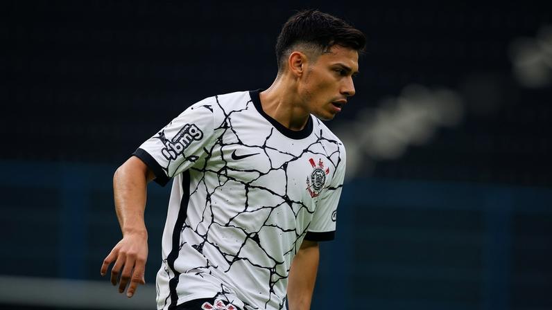 João Pedro Abreu, de 19 anos, assinou nesta semana o seu primeiro contrato profissional com o Ituano (Foto: Laura Mariano/V2MM)