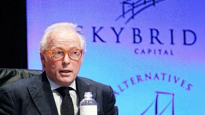 Ele ergueu um dos hedge funds ícones de Wall St. Agora avança com a sucessão | Israel "Izzy" Englander, em foto de 2011: pela primeira vez, o bilionário vendeu uma pequena fatia da Millennium. (Foto: Ronda Churchill/Bloomberg)