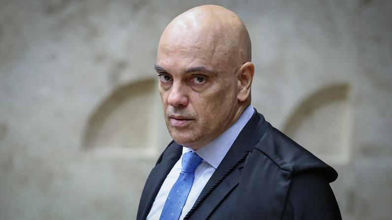 Bolsonaro foi preso por uma decisão monocrática de Moraes com a alegação de risco de fuga. (Foto: Antônio Augusto/STF)
