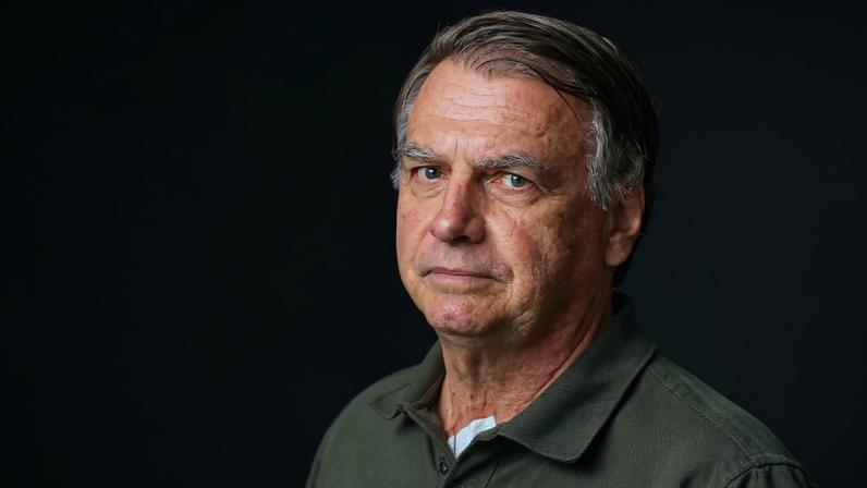 Moraes autorizou Bolsonaro a receber alimentacão especial particular na prisão, com a fiscalização da PF. (Foto: Fabio Rodrigues-Pozzebom/Agência Brasil)