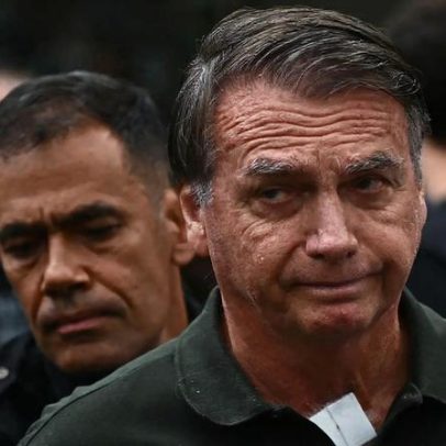 Bolsonaro permanece preso após alerta sobre problemas de saúde