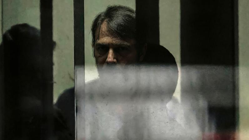 Projeto de lei da oposição no Senado diminui penas da condenação de Bolsonaro para apenas 6 anos em regime aberto. (Foto: Isaac Fontana/EFE)