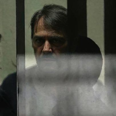 Oposição já tem assinaturas para urgência de tirar Bolsonaro do regime fechado