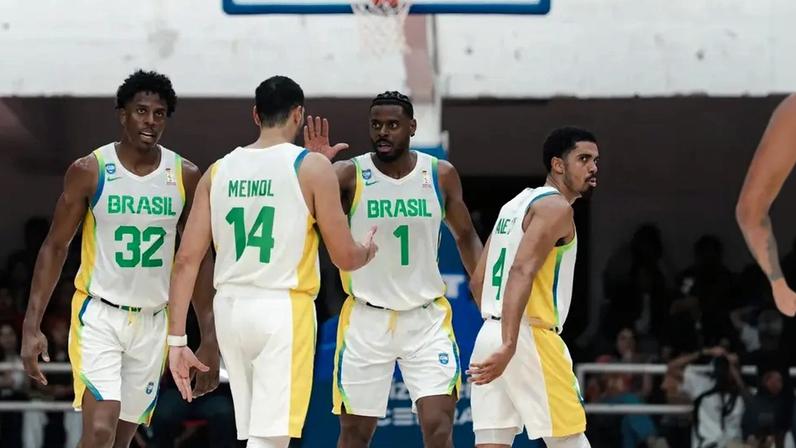 Brasil enfrenta Chile nas eliminatórias de basquete; saiba onde assistir