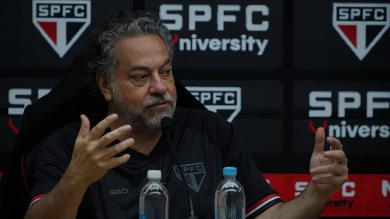 Casares está sendo alvo de polêmicas (Foto: Divulgação/SPFC)
