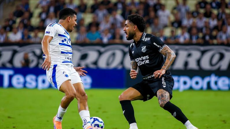 Partida entre Ceará e Cruzeiro, pelo Brasileirão (Foto: Caio Rocha/O Fotografico/Gazeta Press)
