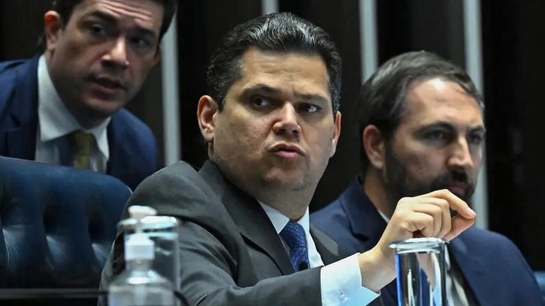 Presidente do Senado afirmou que apenas age dentro das suas prerrogativas constitucionais de presidente do Congresso. (Foto: Jefferson Rudy/Agência Senado)