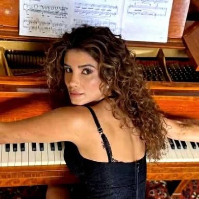 Paula Fernandes revela autorização de Adele para regravar Set Fire to the Rain