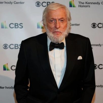 Dick Van Dyke admite ter negligenciado esposa e filhos pela carreira