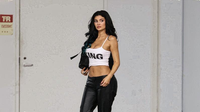 Kylie Jenner appeared to shut down rumors that she and Timothée Chalamet broke up. BACKGRID