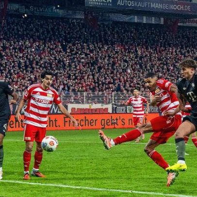 Defesa central goleador encerra início perfeito do Bayern