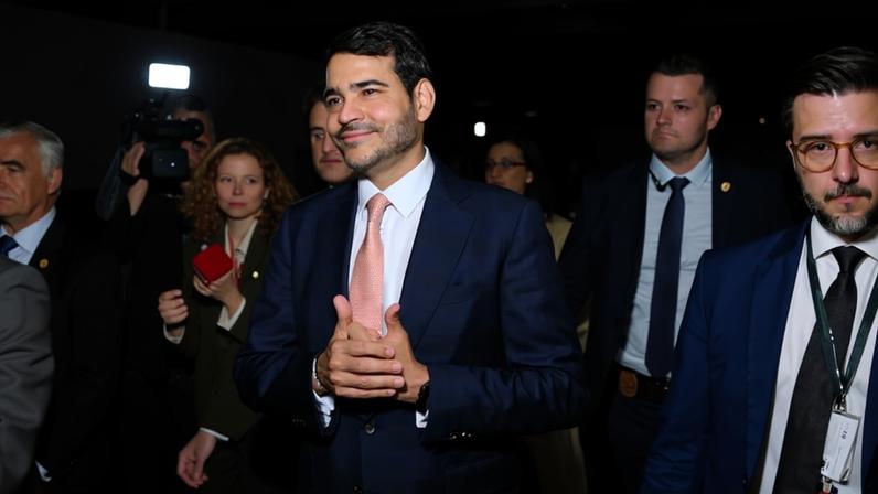 O advogado-geral da União, Jorge Messias, luta para garantir sua aprovação no Senado para o STF - Foto: Edilson Rodrigues/Agência Senado