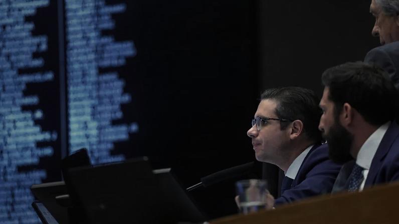 Operação descobriu esquema que desviou R$ 26 bilhões em impostos através do setor de combustíveis. (Foto: Kayo Magalhães/Câmara dos Deputados)