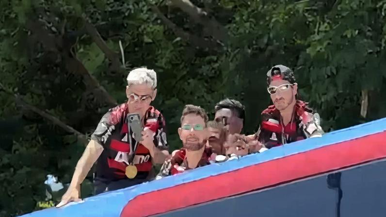 Flamengo retorna ao Rio para celebração do título da Libertadores no Centro