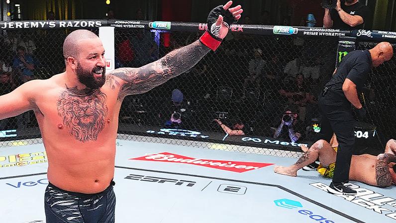 Max Gimenis foi nocauteado no primeiro round pelo anfitrião Josh Hokit (Divulgação)