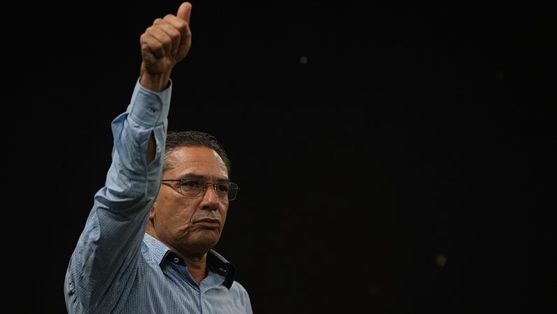 Vanderlei Luxemburgo anunciou a aposentadoria como treinador (Foto: Jefferson BERNARDES/AFP)