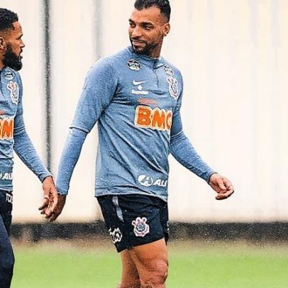 Everaldo vence ação contra o Corinthians na justiça