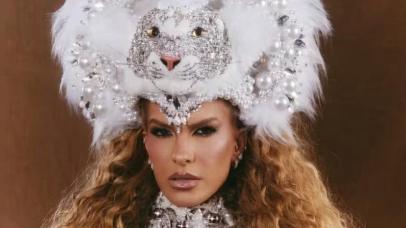 Lore Improta — Foto: Hugo Barbieri