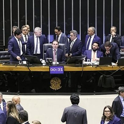 Câmara aprova texto-base para regulamentar serviços de streaming