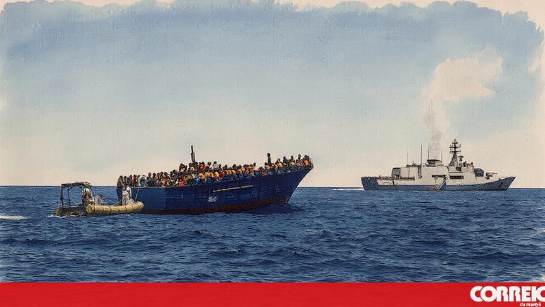 Barco de migrantes FOTO: Santi Palacios/AP