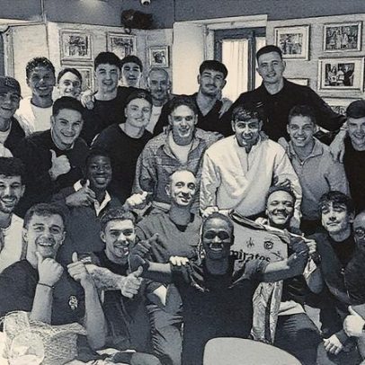 Plantel do Benfica almoça em restaurante da capital