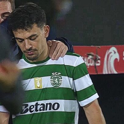 Pote faz sinal ao banco e sai lesionado durante Santa Clara-Sporting