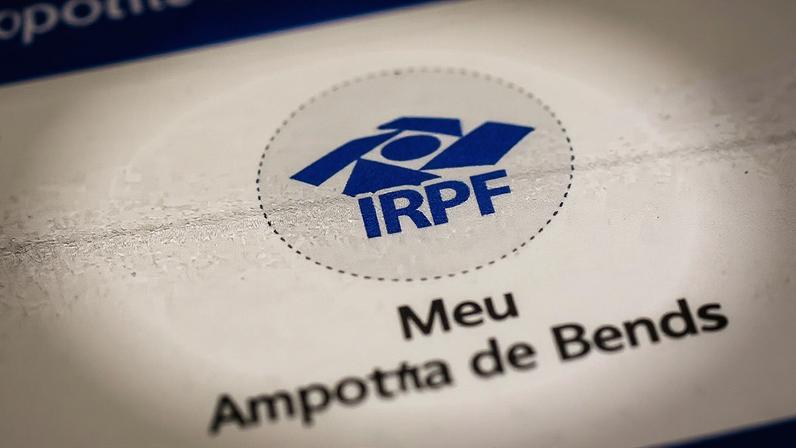 Texto vai à votação em plenário à tarde. Emendas sugeridas pela oposição foram rejeitadas pelo relator. (Foto: Marcelo Andrade/Gazeta do Povo / arquivo)
