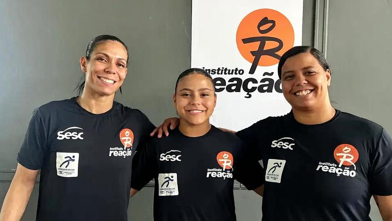 Jéssica, Gabriela e Carol: as irmãs Pereira do Instituto Reação (Foto: Andresa Simões/ Lance!)