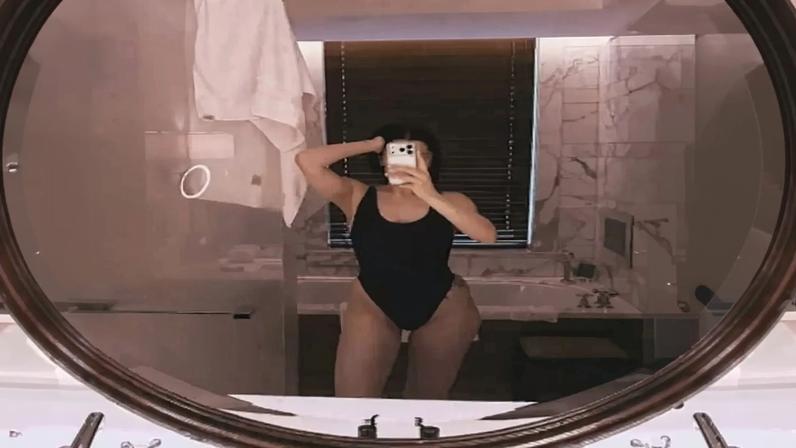 Jessie J showed off her figure in a recent Instagram selfie celebrating her recovery from cancer. Jessie J/Instagram