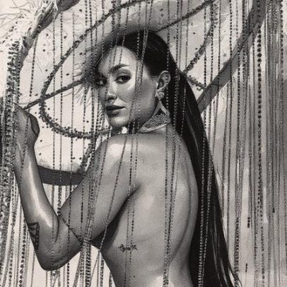 Juju Salimeni faz ensaio glamouroso e celebra a melhor fase da vida