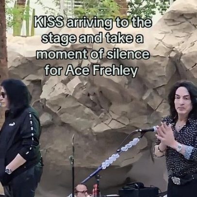 Kiss presta tributo a Ace Frehley na primeira apresentação desde a sua morte
