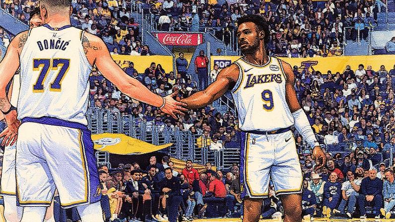 Luka Doncic e Bronny James em jogo entre Lakers e Heat na NBA (Foto: Adam Pantozzi/NBAE via Getty Images/AFP)