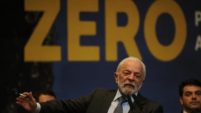 Lula defende combate ao privilégio de poucos em pronunciamento