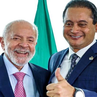 Lula almoça com o relator da indicação de Messias ao STF